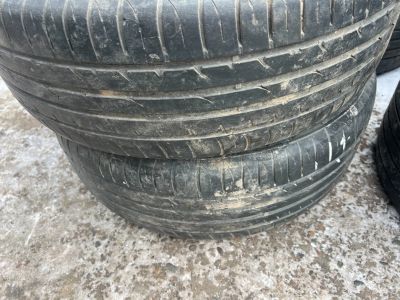 Лот: 24967003. Фото: 1. (2шт)235-60-18 Hankook Ventus... Шины