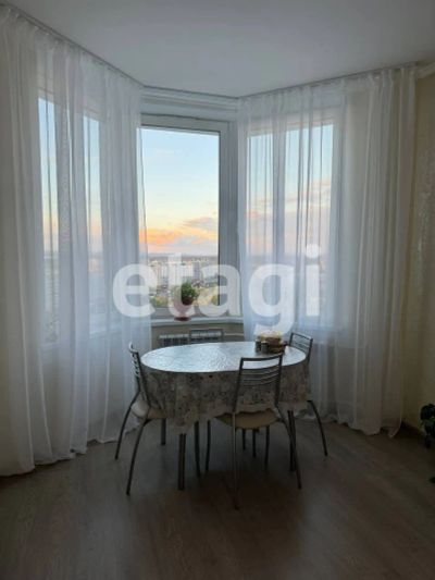 Лот: 25290127. Фото: 1. 3-комн. квартира , Красноярск... Квартиры, студии