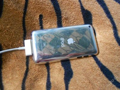 Лот: 2662154. Фото: 1. Apple iPod touch 4 продажа( возможен... Плееры