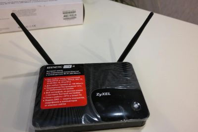 Лот: 5039226. Фото: 1. Роутер zyxel keenetic Lite 2. WiFi, Bluetooth адаптеры