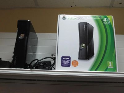 Лот: 7371978. Фото: 1. xbox 360 4gb+250. Игровые приставки, консоли