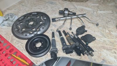 Лот: 18059891. Фото: 1. Запчасти от двигателя BMW n20b20. Двигатель и элементы двигателя