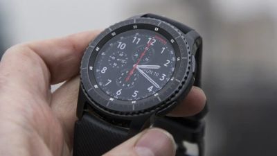 Лот: 12655511. Фото: 1. Samsung Gear S3 frontier в идеальном... Смарт-часы, фитнес-браслеты, аксессуары