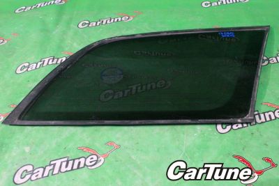 Лот: 10599916. Фото: 1. стекло собачника RR toyota caldina... Кузов