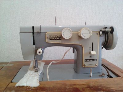 Лот: 8062272. Фото: 1. Швейная машина чайка. Швейная, вязальная