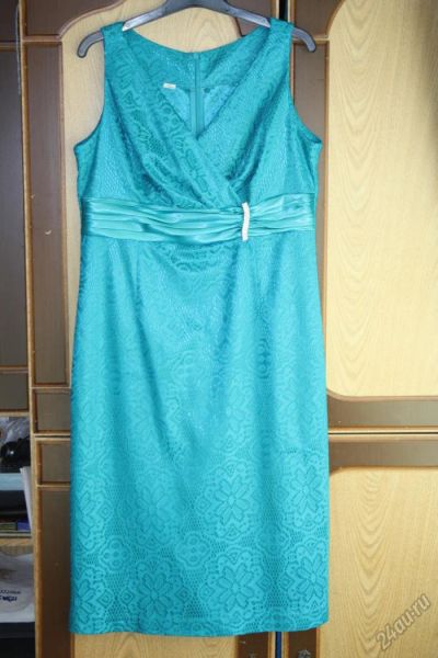 Лот: 5541867. Фото: 1. Коктельное платье. Платья
