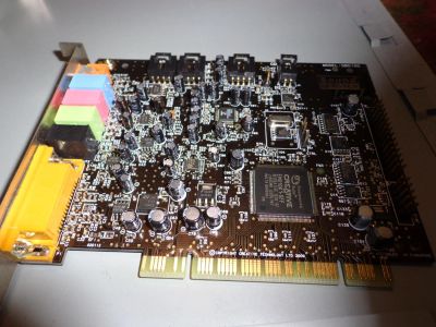 Лот: 8056922. Фото: 1. sound blaster live 5.1. Звуковые карты