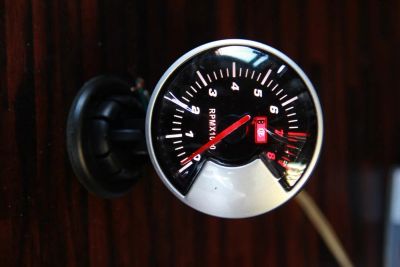 Лот: 3236581. Фото: 1. Датчик KET Gauge Тахометр 60мм. Детали тюнинга