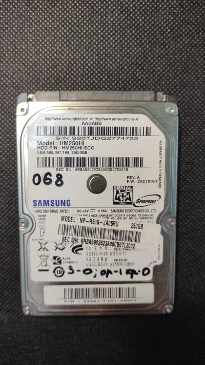 Лот: 21165870. Фото: 1. Жесткий диск Samsung HM250HI. Жёсткие диски (HDD)