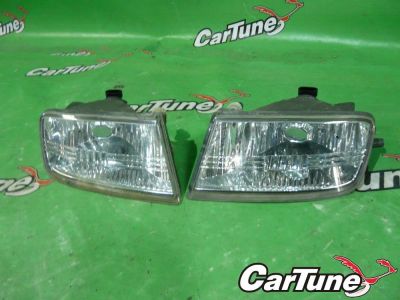 Лот: 10617927. Фото: 1. туманка toyota crown JZS171 1JZGTE... Оптика и освещение