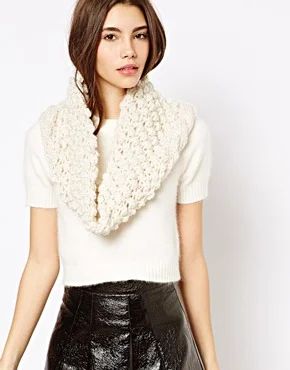 Лот: 4970291. Фото: 1. шарф снуд белый от ASOS. Шарфы, платки