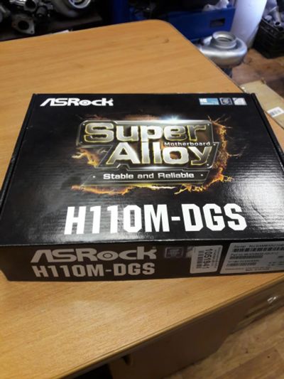 Лот: 9872052. Фото: 1. Материнская плата ASRock H110M... Материнские платы