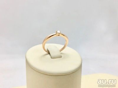 Лот: 12321244. Фото: 1. ЗОЛОТОЕ КОЛЬЦО С БРИЛЛИАНТОМ 1... Кольца, перстни
