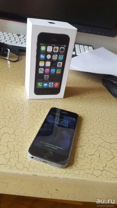 Лот: 9350839. Фото: 1. iPhone 5s 16 gb в хорошем состояний... Смартфоны