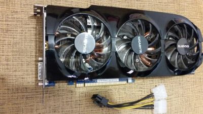 Лот: 7448548. Фото: 1. Видеокарта 3GB Gigabyte HD7950... Видеокарты
