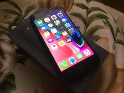 Лот: 12850625. Фото: 1. Apple iPhone 8 64Gb РСТ. Смартфоны
