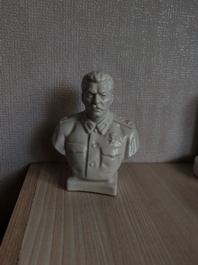Лот: 25721357. Фото: 1. Бюст Сталина фарфор ссср. Фарфор, керамика