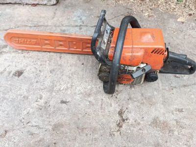 Лот: 24561305. Фото: 1. Бензопила Stihl MS180. Бензо-, мотоинструмент