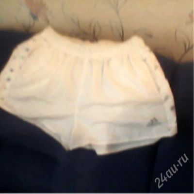 Лот: 1896630. Фото: 1. шорты adidas белые, женские(с... Другое (женская одежда)