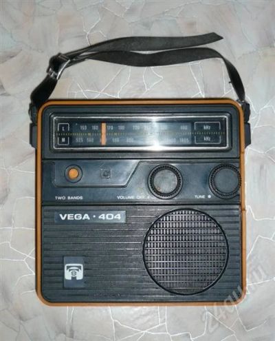Лот: 693307. Фото: 1. радиоприемник Vega-404. Другое (аудиотехника)