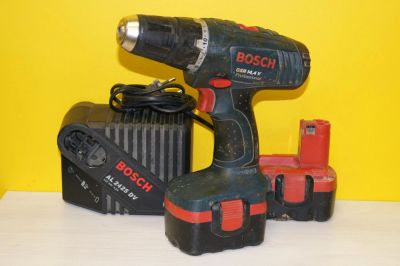 Лот: 9821739. Фото: 1. Продам шуруповерт Bosch GSR 14... Электроинструмент