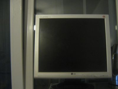 Лот: 3640339. Фото: 1. монитор flatron l1717s. ЖК-мониторы