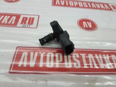 Лот: 20896409. Фото: 1. Датчик расхода воздуха Nissan... Двигатель и элементы двигателя