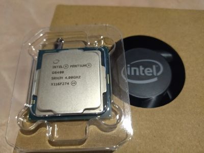 Лот: 21023064. Фото: 1. Процессор Intel Pentium Gold G6400... Процессоры