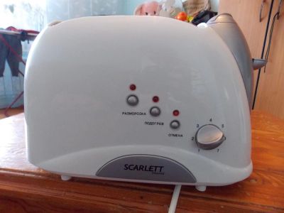 Лот: 3161190. Фото: 1. Тостер scarlett. Кухонная