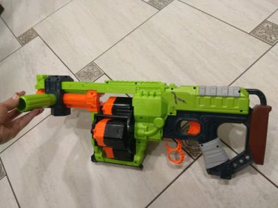 Лот: 12460300. Фото: 1. Бластер Nerf Doominator. Военная тема