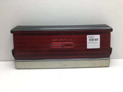 Лот: 20391814. Фото: 1. Вставка багажника Toyota Carina... Кузов