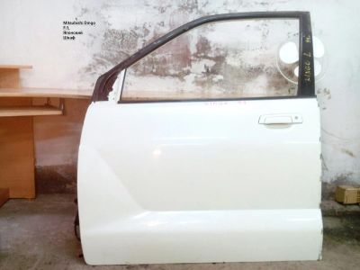 Лот: 7556949. Фото: 1. Mitsubishi Dingo CQ1A Дверь передняя... Кузов