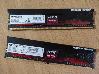 Лот: 20334325. Фото: 1. Оперативная память DDR4 Radeon... Оперативная память