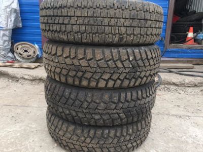 Лот: 10380003. Фото: 1. 215/70/15 Kumho шипы. Шины