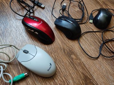 Лот: 17451605. Фото: 1. Компьютерная мышь - 4 шт - одним... Клавиатуры и мыши