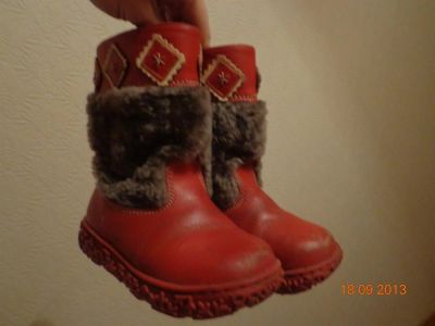 Лот: 3390858. Фото: 1. Сапоги зимние для девочки р.27... Сапоги
