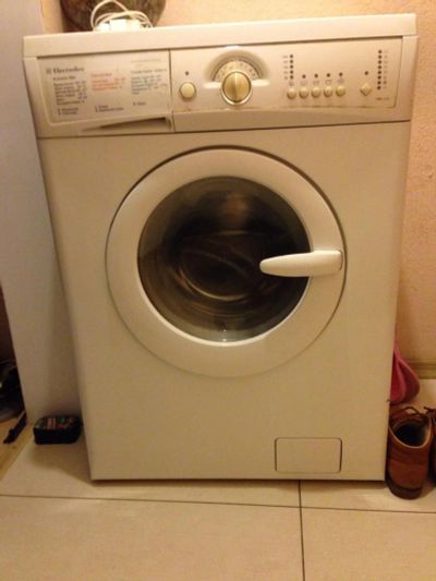Лот: 6407310. Фото: 1. Electrolux ews 1020. Стиральные машины