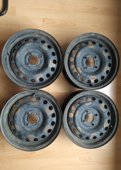 Лот: 20662405. Фото: 1. Диски + колпаки Nissan r14*5.5... Диски