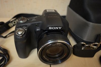 Лот: 13462011. Фото: 1. Фотоаппарат Sony DSC-HX100V. Цифровые компактные