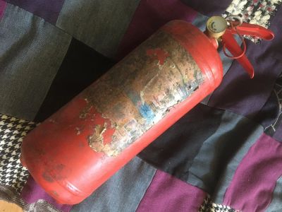 Лот: 17878643. Фото: 1. Огнетушитель в авто. Другое (оснащение, оборудование, аксессуары)