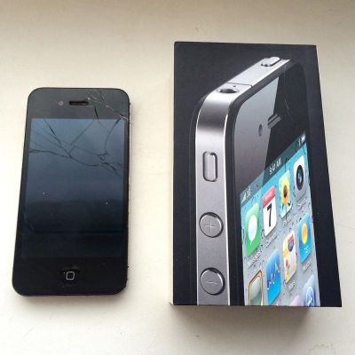 Лот: 6699451. Фото: 1. Apple IPhone 4. Смартфоны