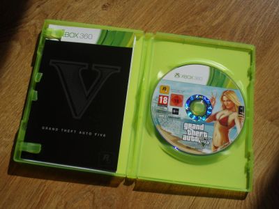 Лот: 6736000. Фото: 1. GTA 5 на Xbox 360 лицензия, хорошее... Игры для консолей