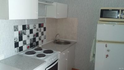 Лот: 13303659. Фото: 1. сдам квартиру, 1-комнатная Белые... Квартиры, студии