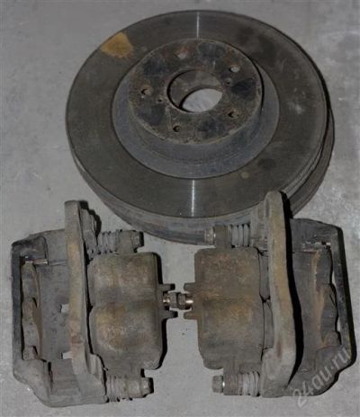 Лот: 1841839. Фото: 1. Комплект передних тормозов. Subaru... Тормозная система