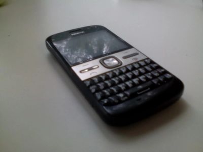 Лот: 4458658. Фото: 1. NOKIA E5. Смартфоны