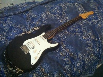 Лот: 3367905. Фото: 1. Yamaha Pacifica 012. Гитары
