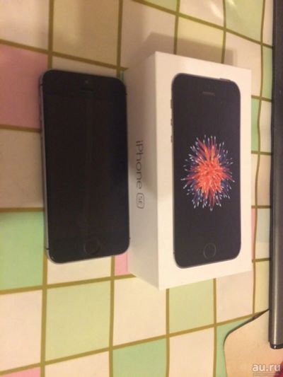 Лот: 13603096. Фото: 1. iphone se 128Gb. Смартфоны