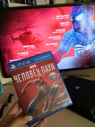 Лот: 12119701. Фото: 1. Spider man PS4. Аксессуары для игровых приставок, консолей, геймпады