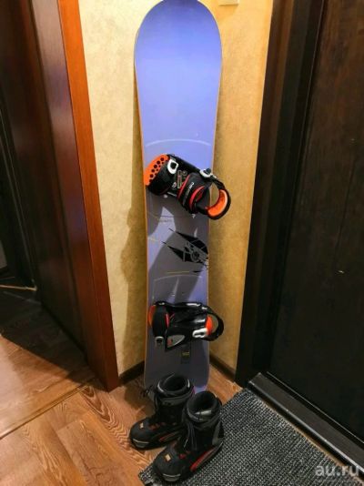 Лот: 13011882. Фото: 1. Комплект сноуборд ботинки крепления. Сноуборды