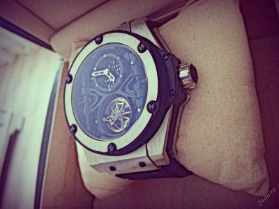 Лот: 5834928. Фото: 1. Механические часы Hublot обмен... Драгоценные наручные часы